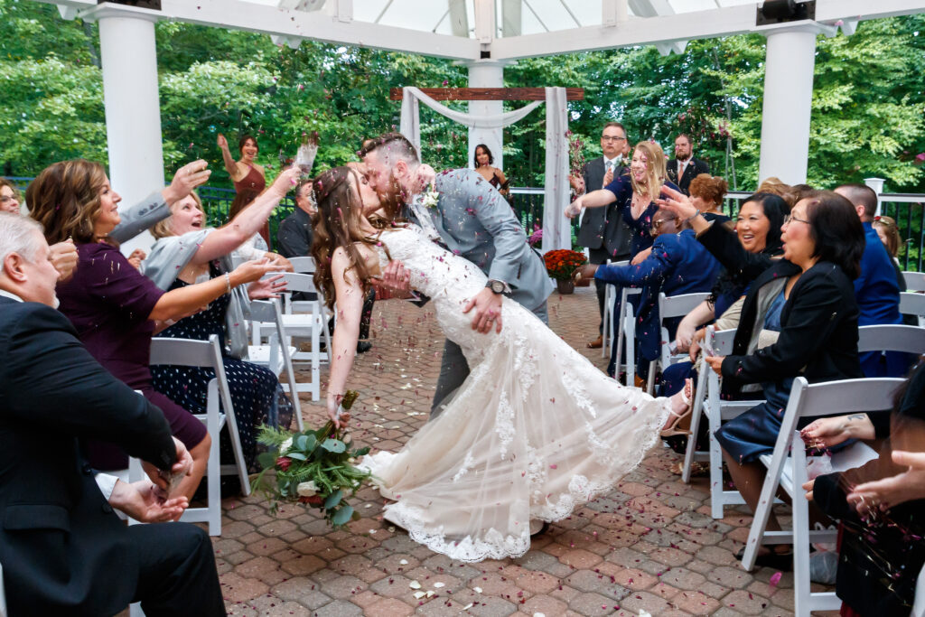 Tammy blais photography, riverhouse at goodspeed station, ctweddingphotography, ctweddings, riverhouse bride and groom, ct wedding photographer, riverhouse haddam ct