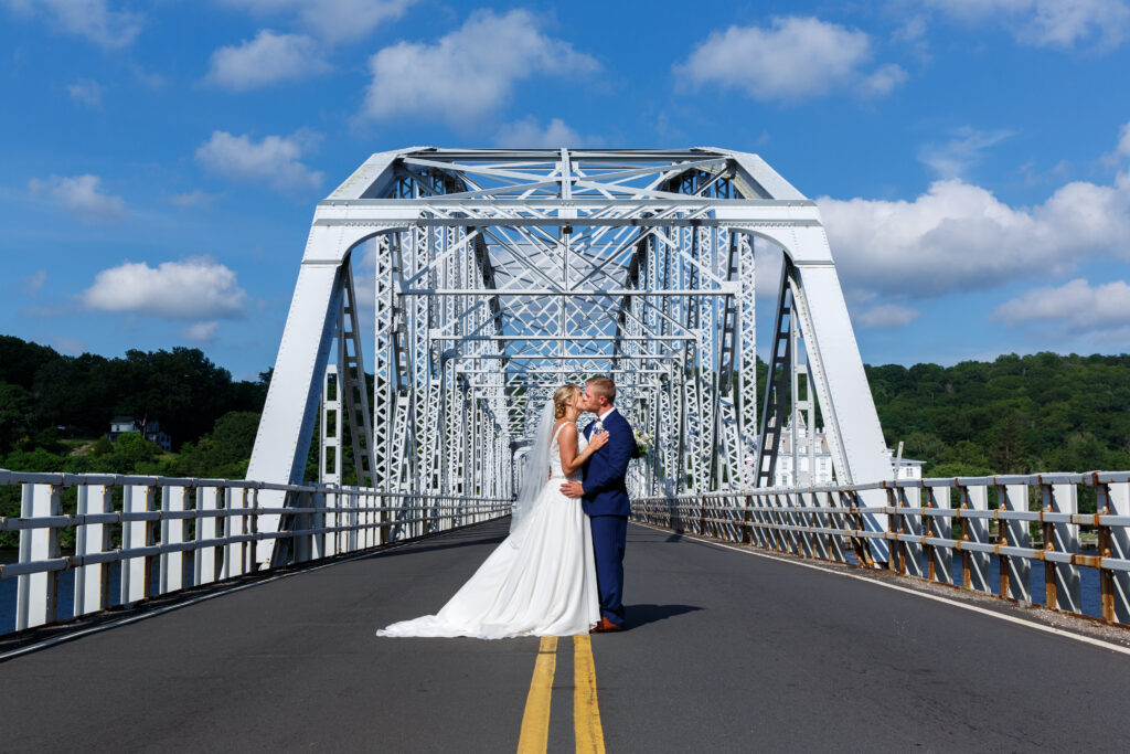 Tammy blais photography, riverhouse at goodspeed station, ctweddingphotography, ctweddings, riverhouse bride and groom, ct wedding photographer, riverhouse haddam ct