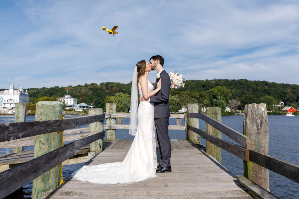 Tammy blais photography, riverhouse at goodspeed station, ctweddingphotography, ctweddings, riverhouse bride and groom, ct wedding photographer, riverhouse haddam ct