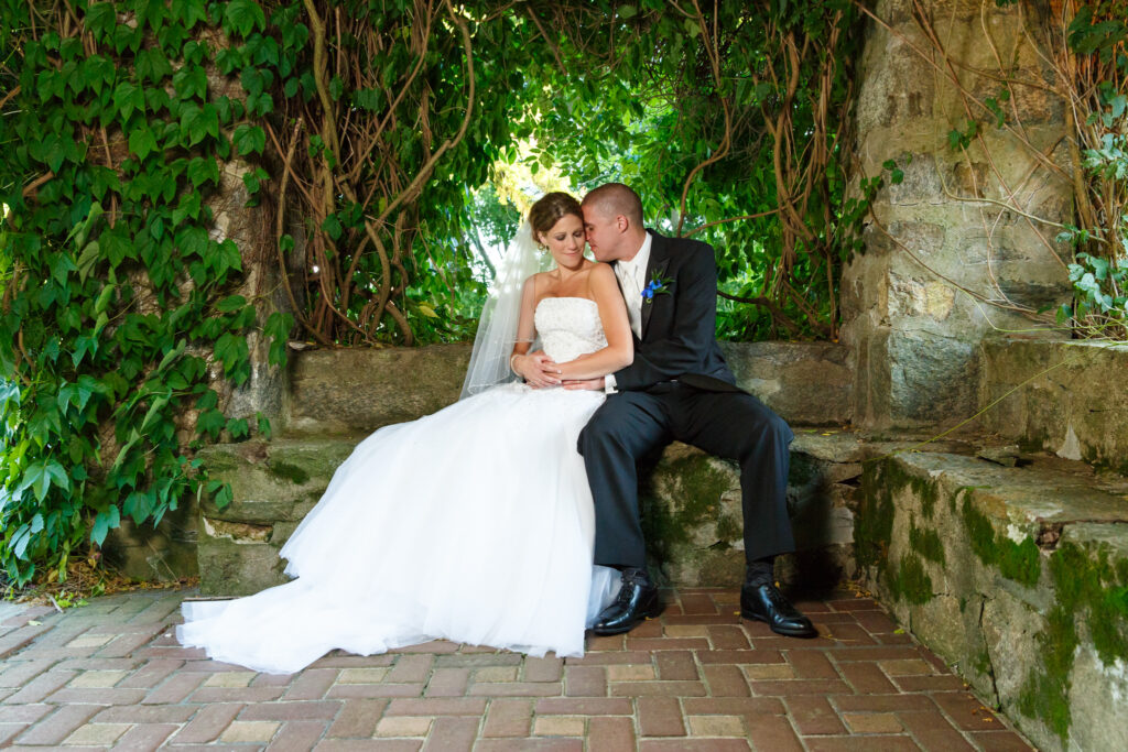 Wedding photos of st clements castle, tammy blais photography, bride and groom photos, ct river weddings